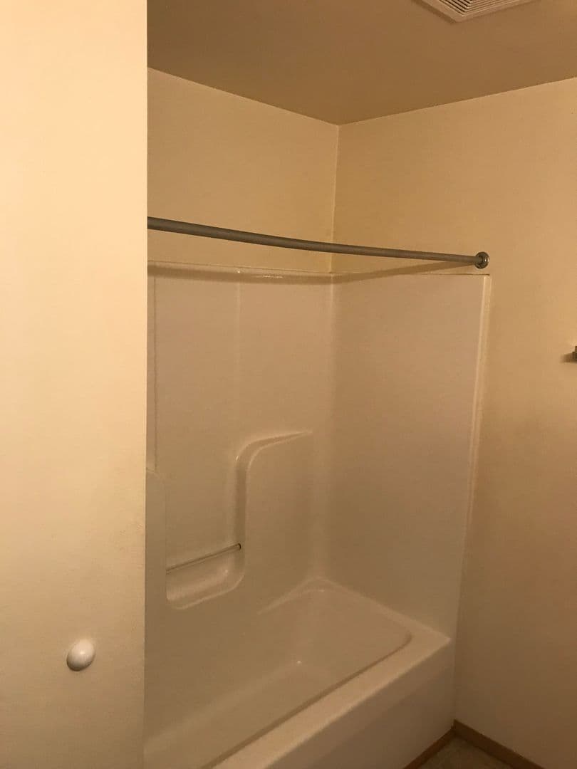 Wautoma Apartment: Cummings Rd.