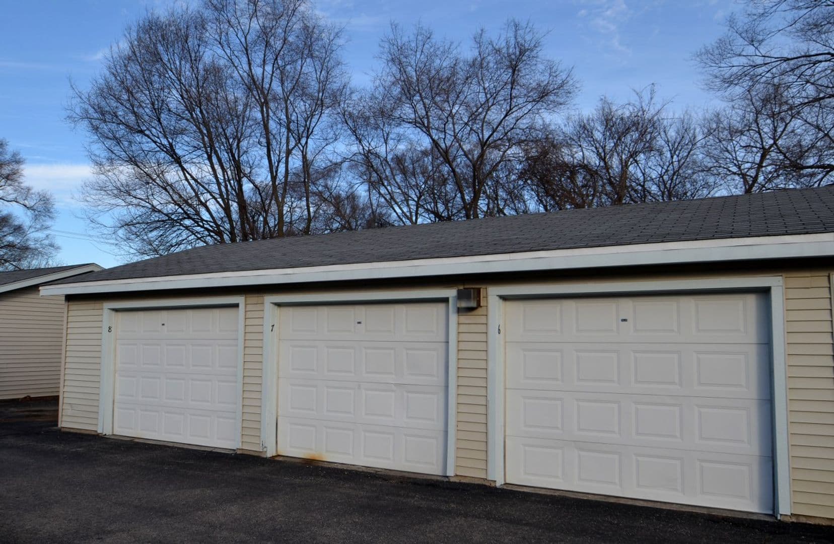Jefferson Apartment: 113 Deer Creek Ct.
