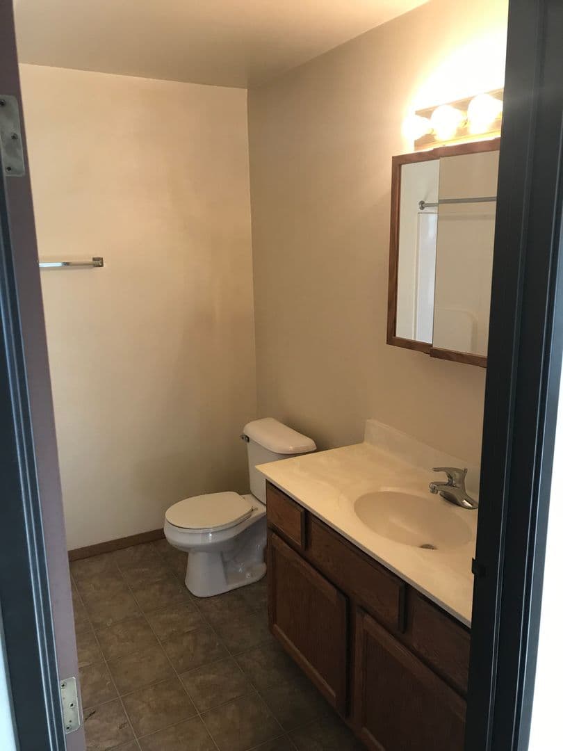 Wautoma Apartment: Cummings Rd.