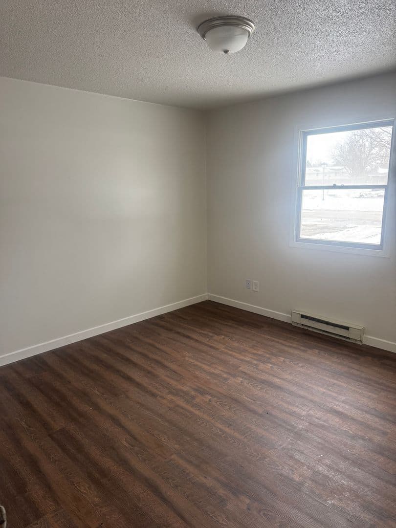 Terre Haute Apartment: 4301 S 6th Street