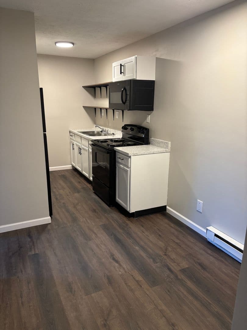 Terre Haute Apartment: 4301 S 6th Street