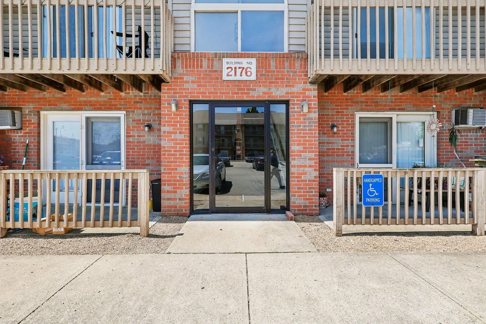 Rising Sun Apartment: 2182 Glen Meadows Dr.