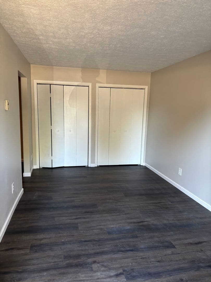 Terre Haute Apartment: 4301 S 6th Street