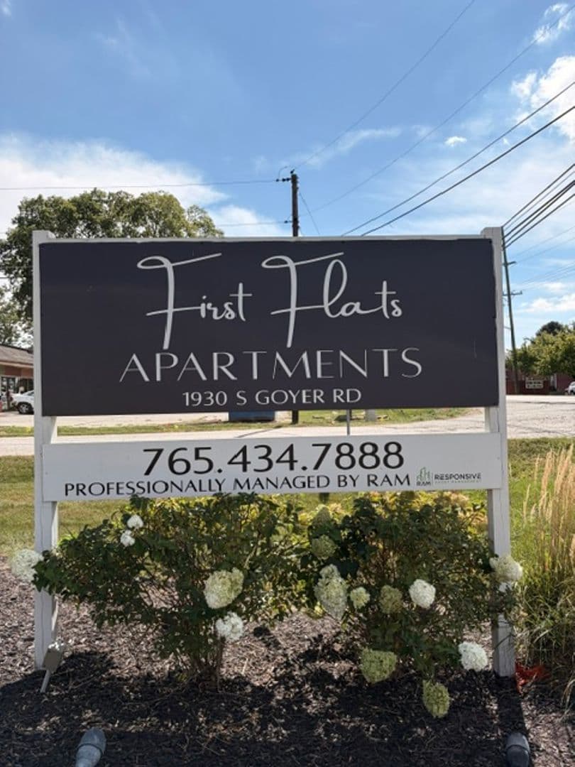 Kokomo Apartment: 1930 S Goyer Rd