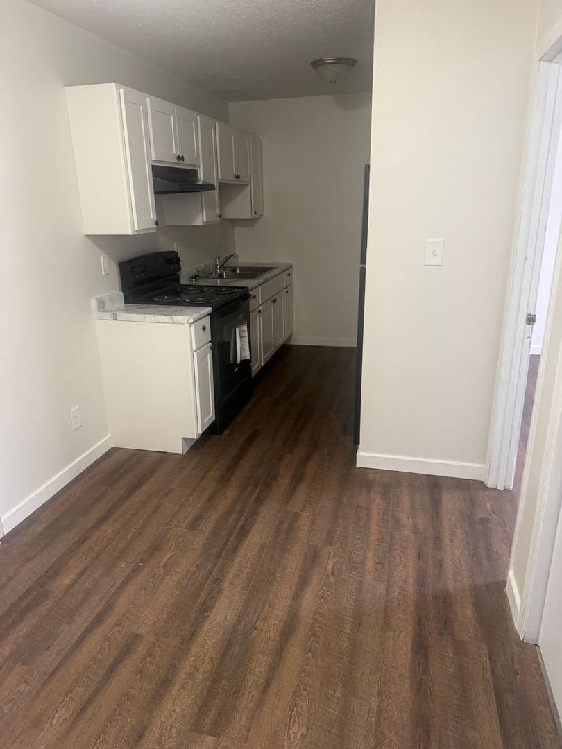 Terre Haute Apartment: 4301 S 6th Street