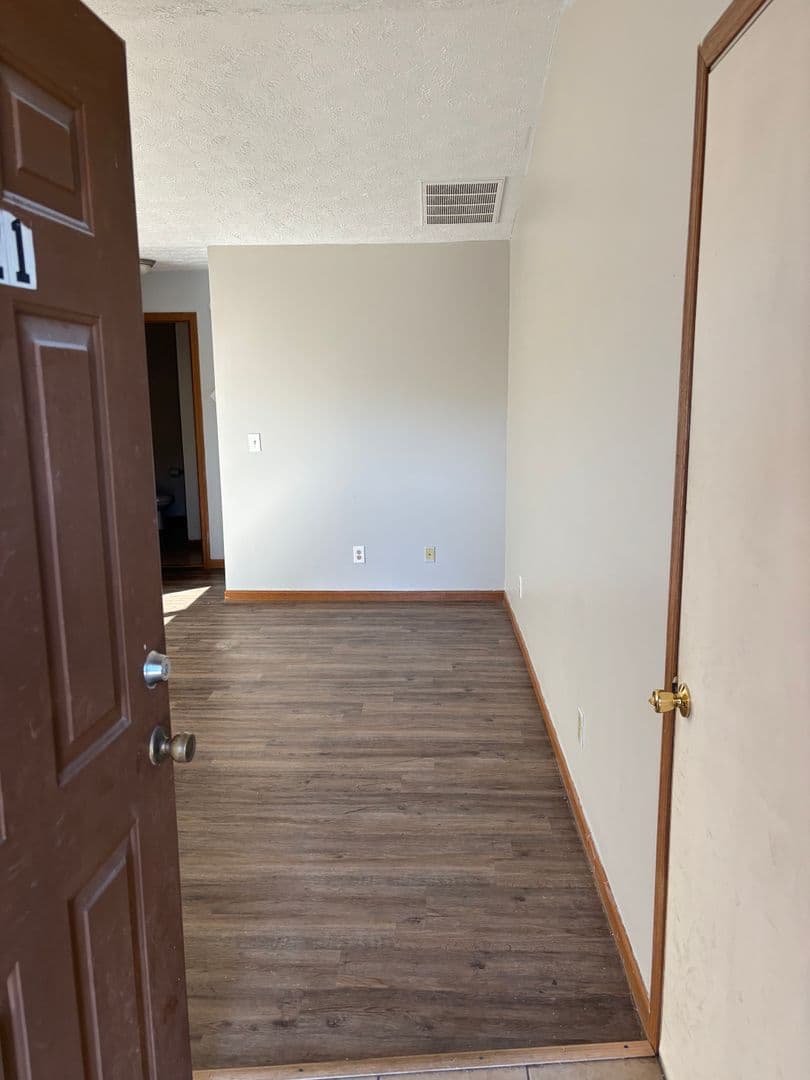Terre Haute Apartment: 8703 Bono Rd
