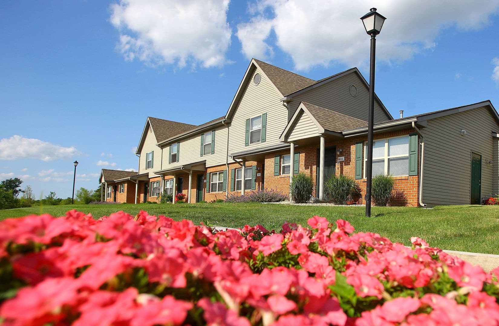 Kokomo Apartment: 800 N. Dixon Road