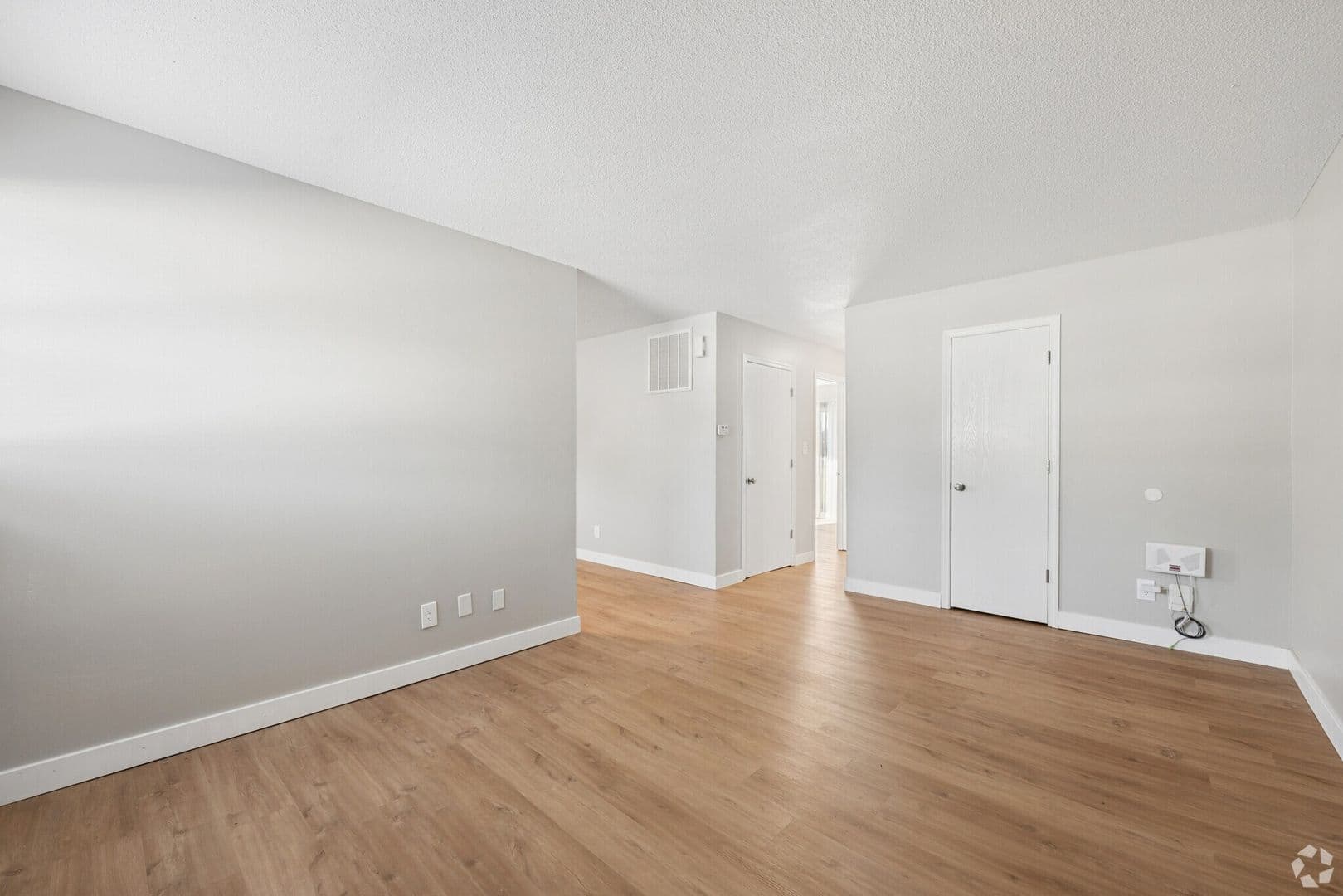 Terre Haute Apartment: 4301 S 6th Street
