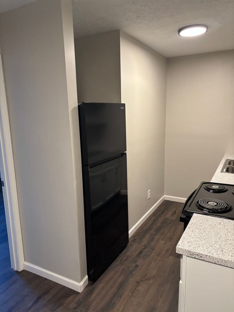 Terre Haute Apartment: 4301 S 6th Street