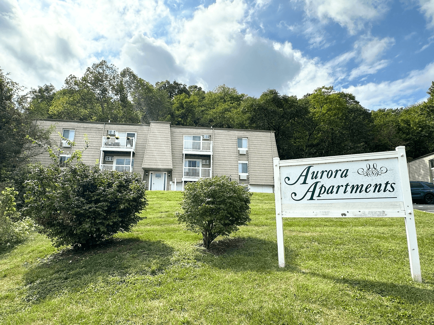 Aurora Apartment: 106 108 109 111 Dewer St. & 119-125 5th St.