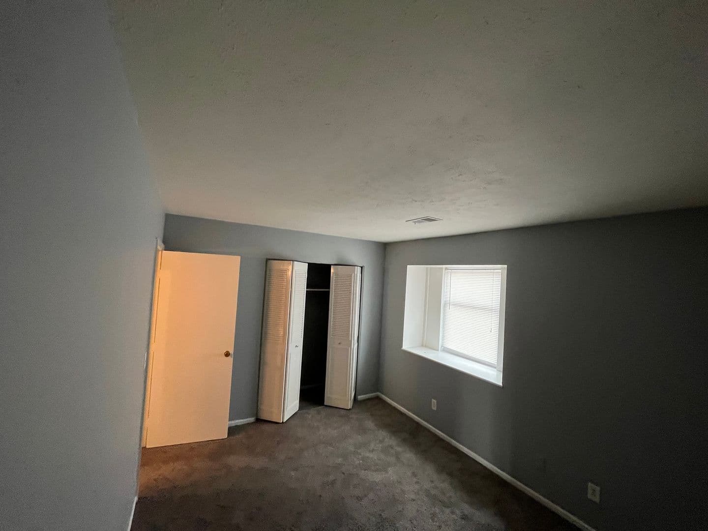 Kokomo Apartment: 1809 W Carter St