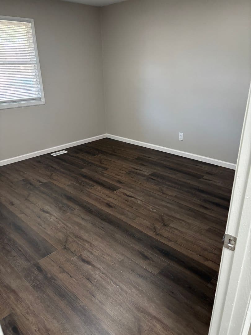 Terre Haute Apartment: 4301 S 6th Street
