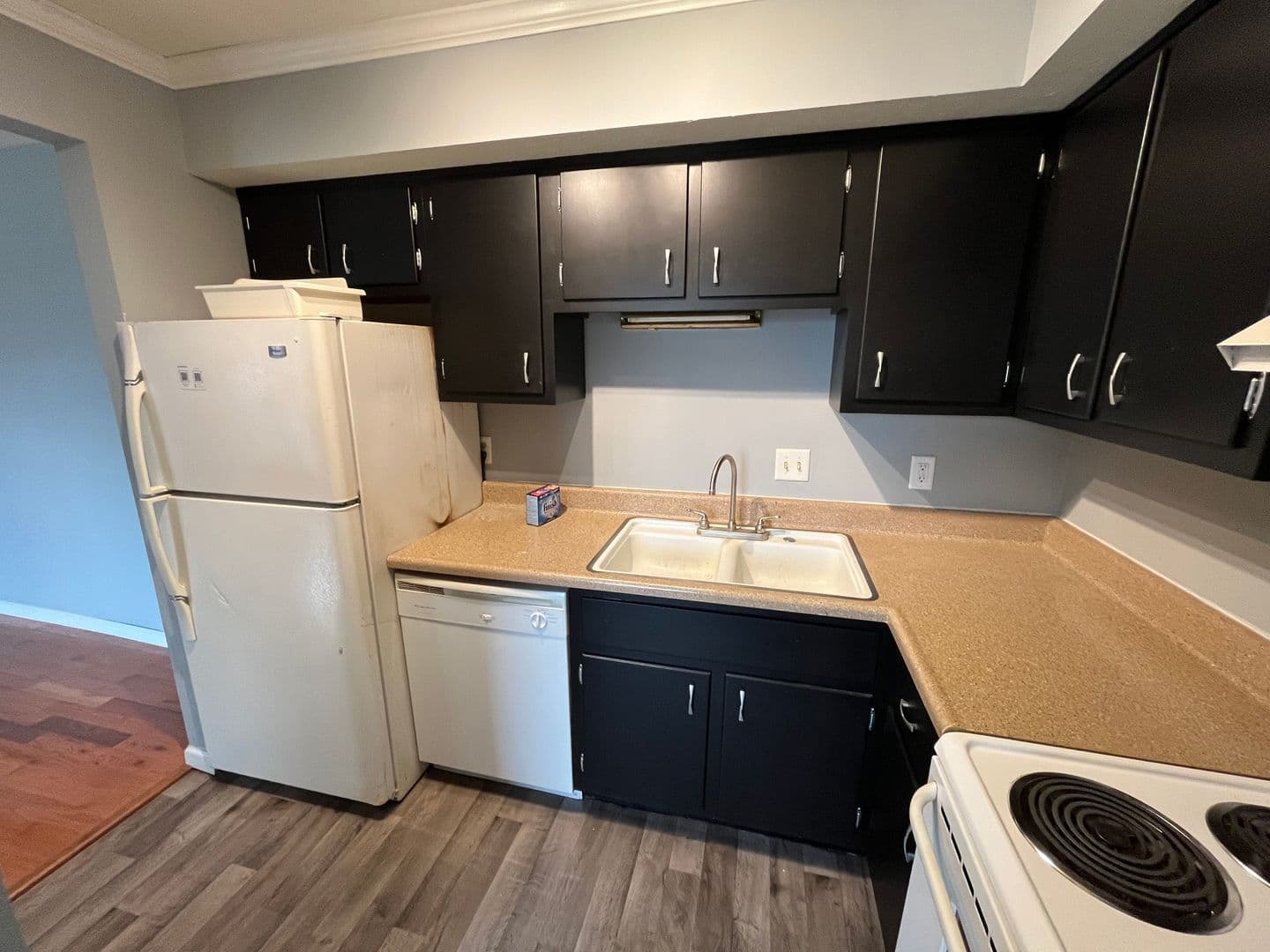 Kokomo Apartment: 1809 W Carter St