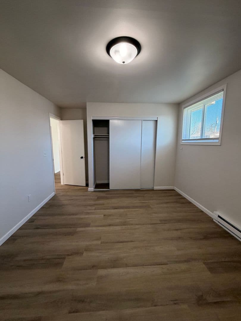 Aurora Apartment: 106 108 109 111 Dewer St. & 119-125 5th St.