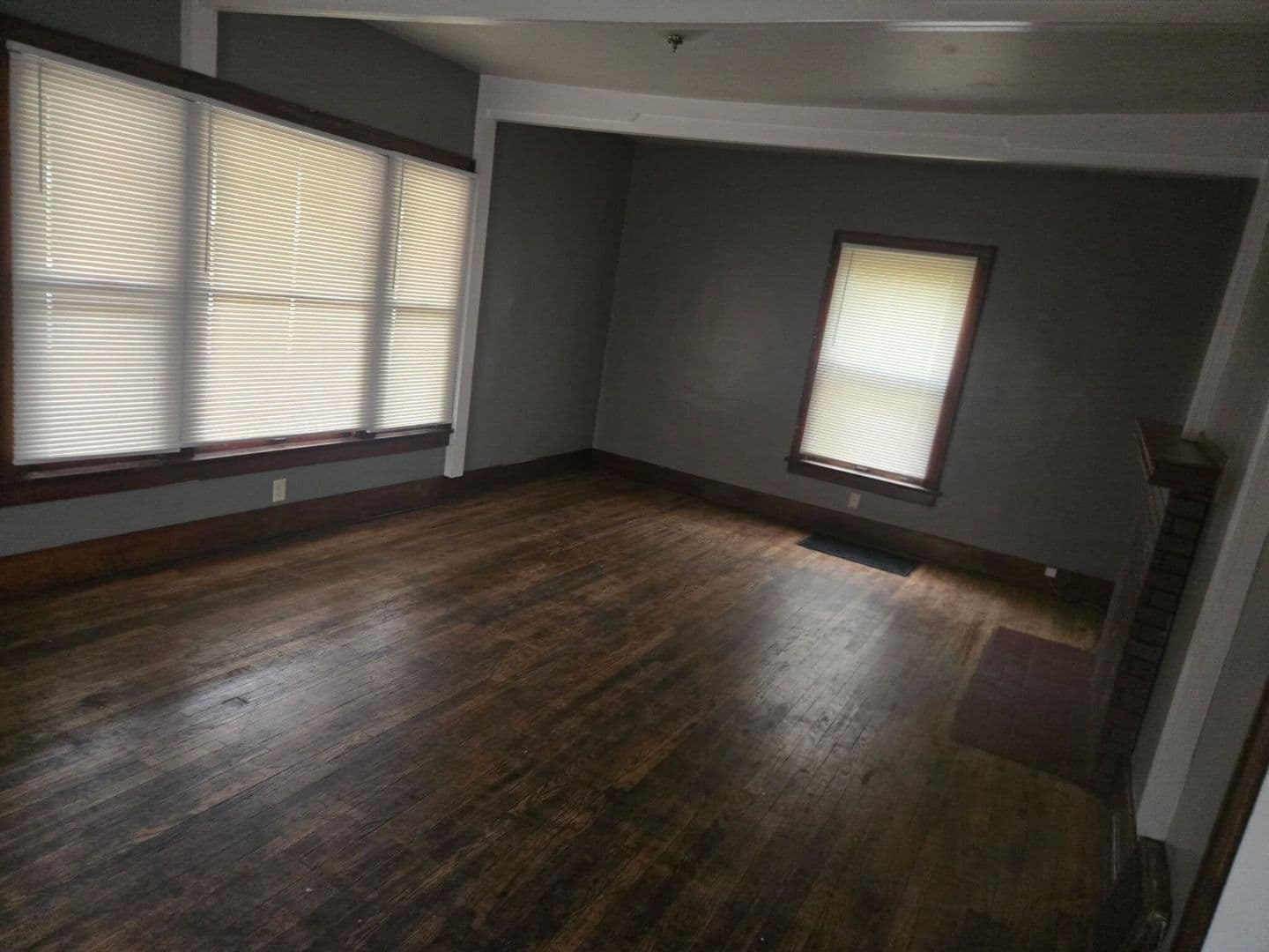 Charleston Apartment: 1132-1142 6th Street