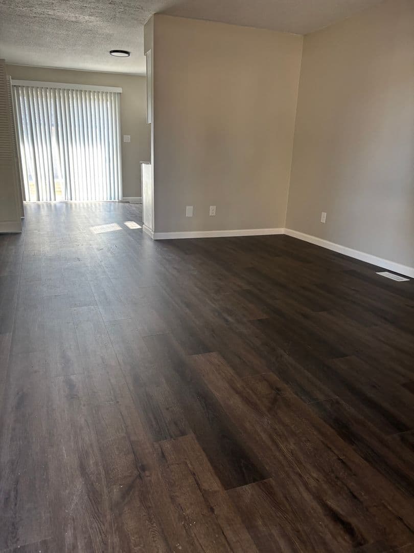Terre Haute Apartment: 4301 S 6th Street