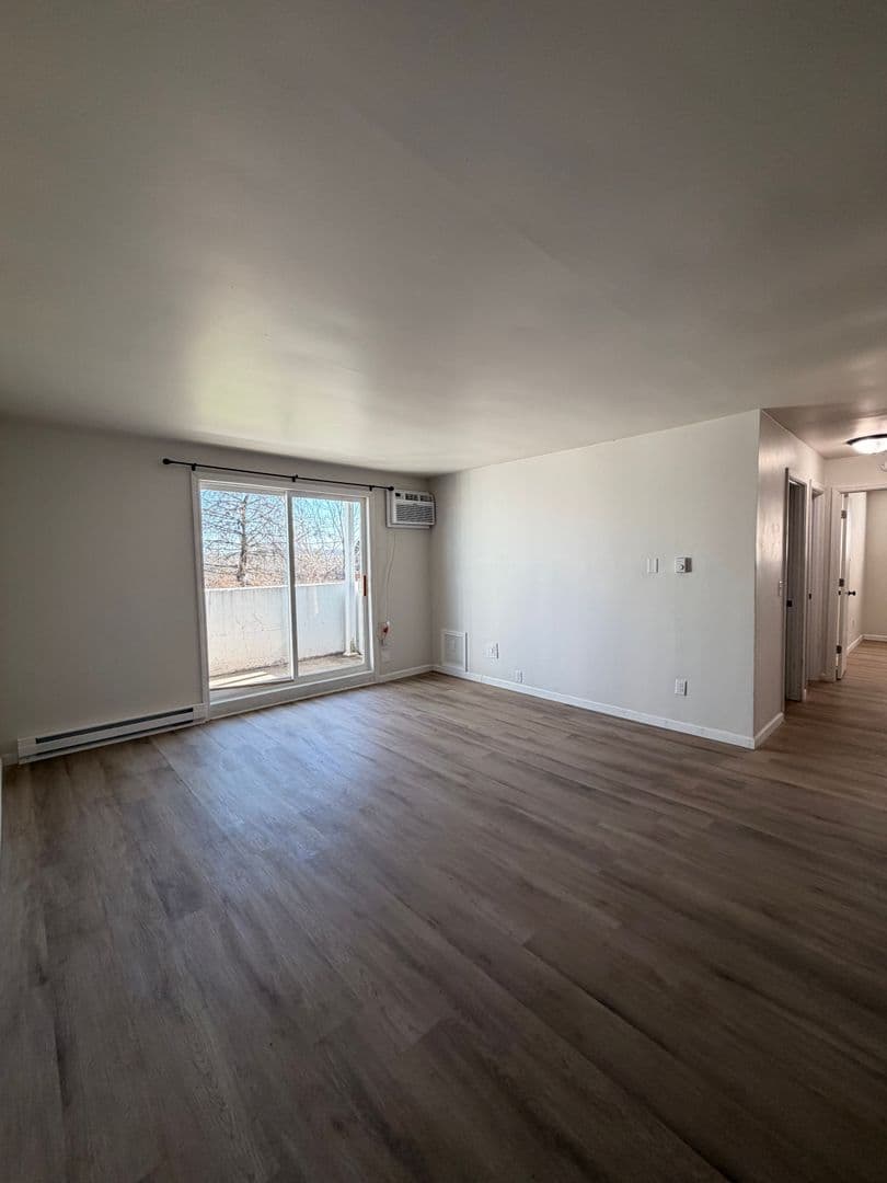 Aurora Apartment: 106 108 109 111 Dewer St. & 119-125 5th St.