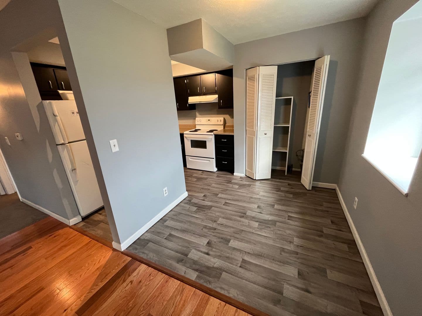 Kokomo Apartment: 1809 W Carter St