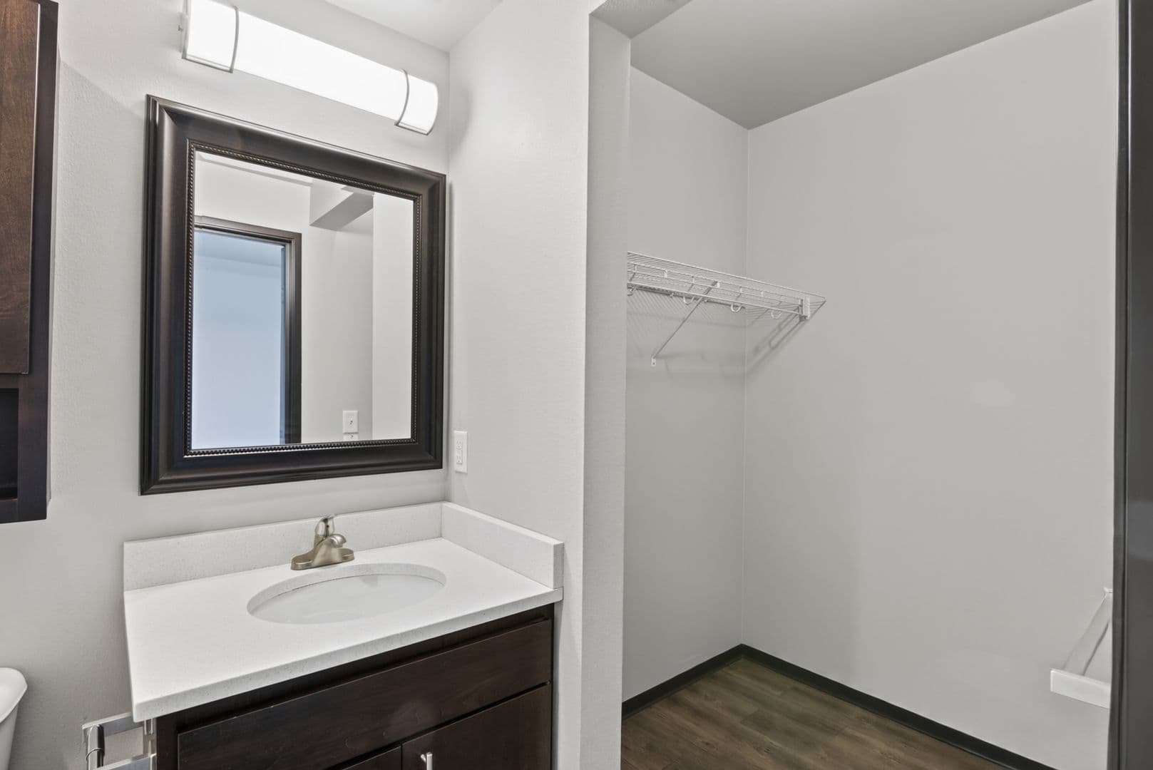 Ames Apartment: 122 Hayward Avenue