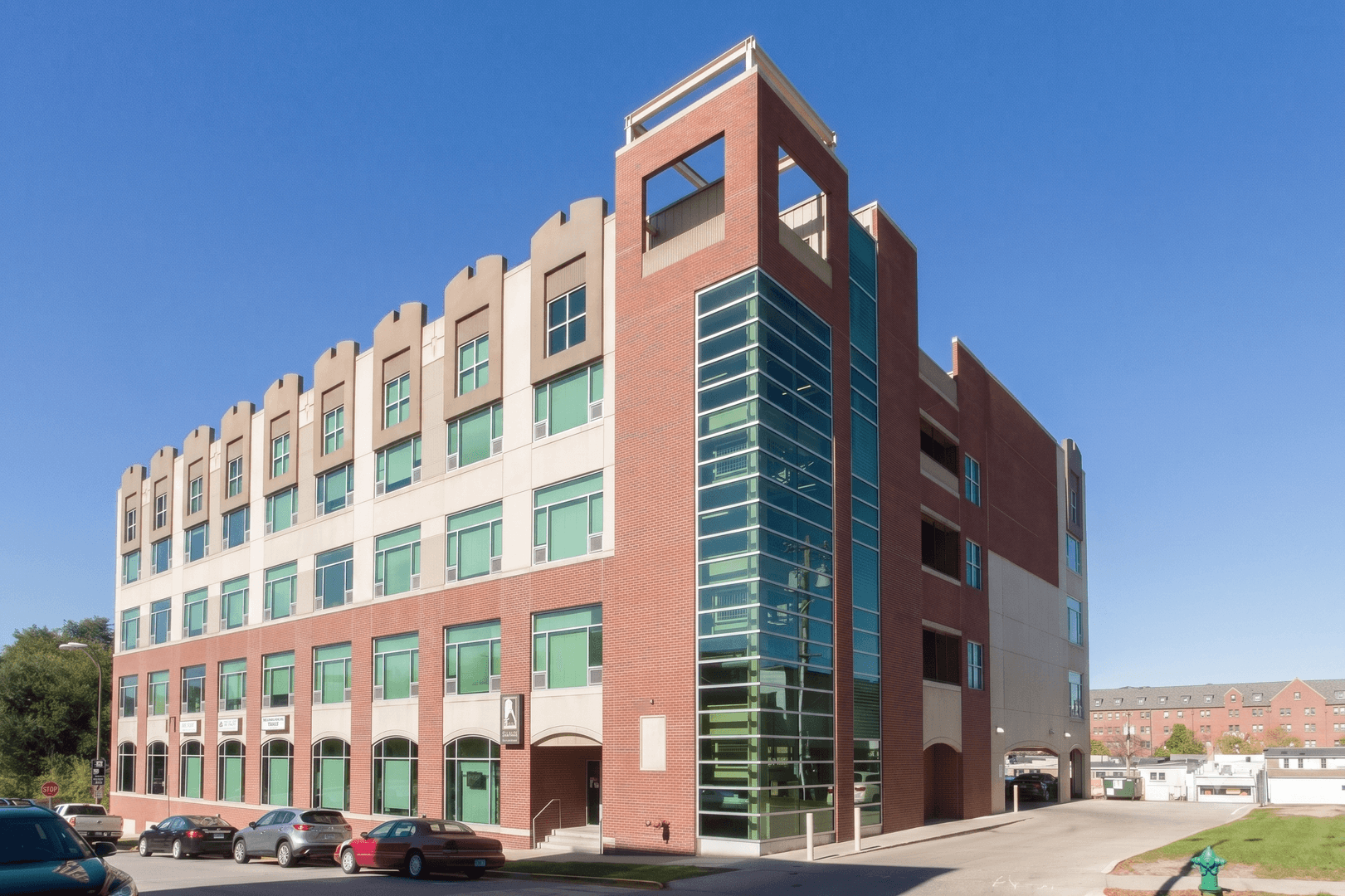 Ames Apartment: 2519 Chamberlain St.