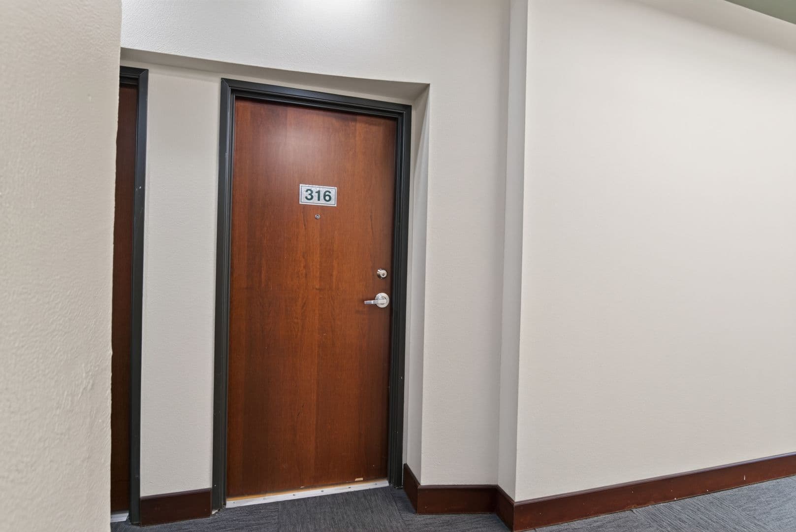 Ames Apartment: 2519 Chamberlain St.