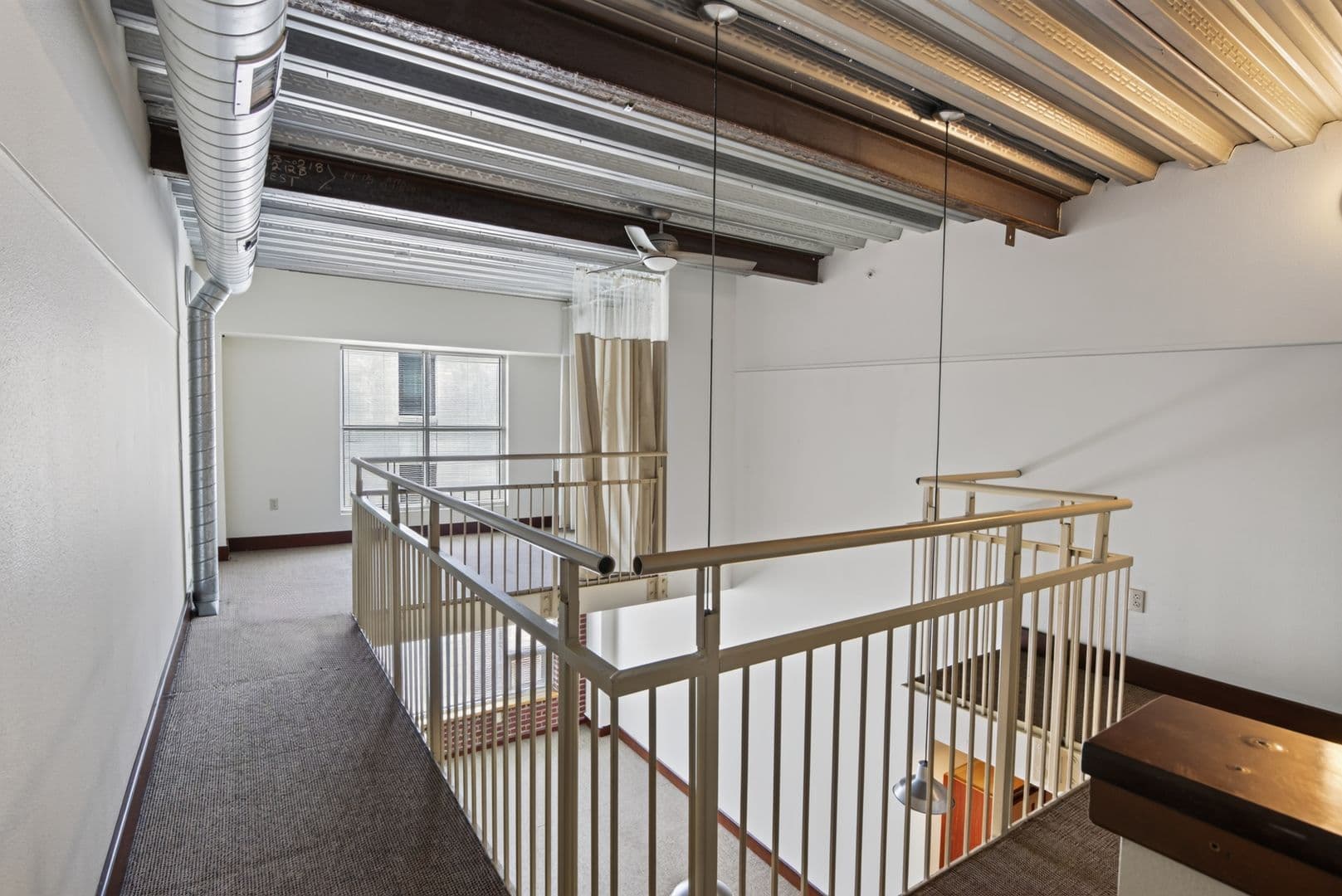 Ames Apartment: 2519 Chamberlain St.