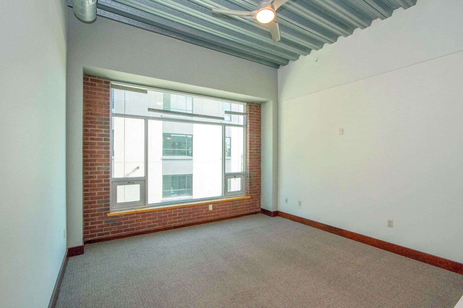 Ames Apartment: 2519 Chamberlain St.