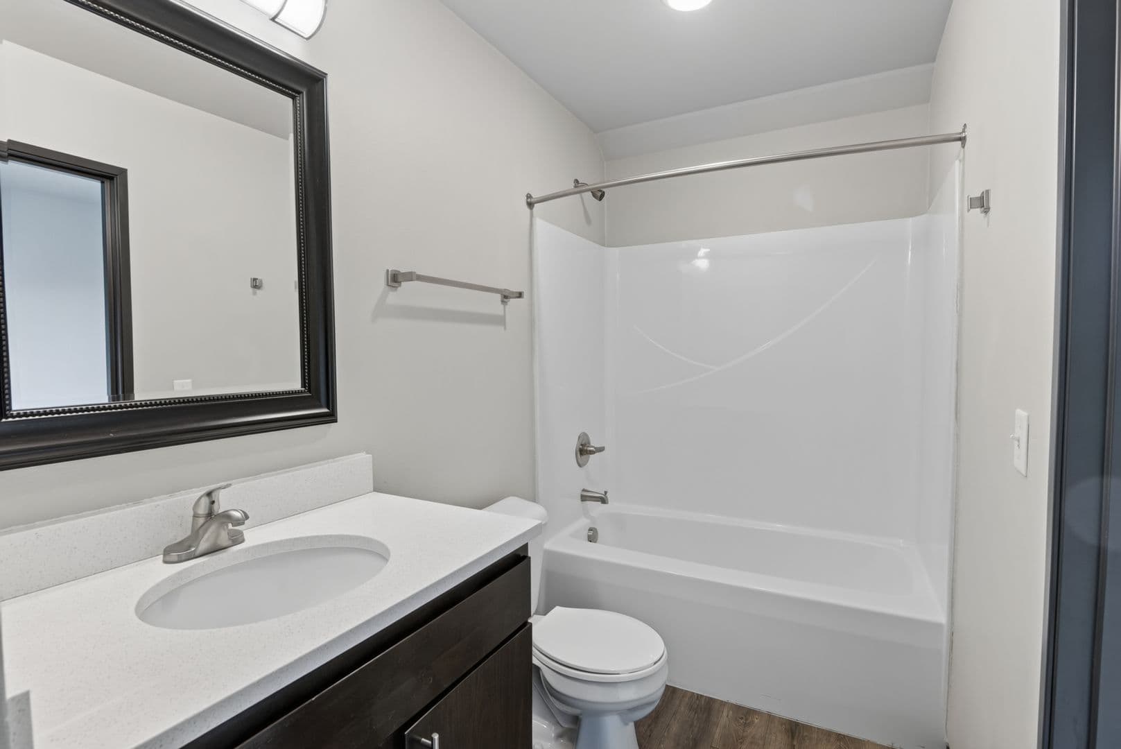 Ames Apartment: 122 Hayward Avenue