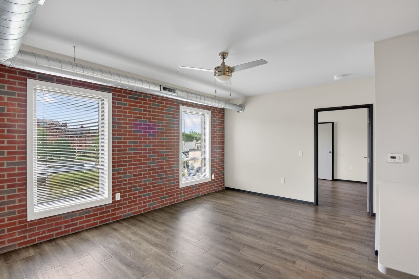 Ames Apartment: 122 Hayward Avenue