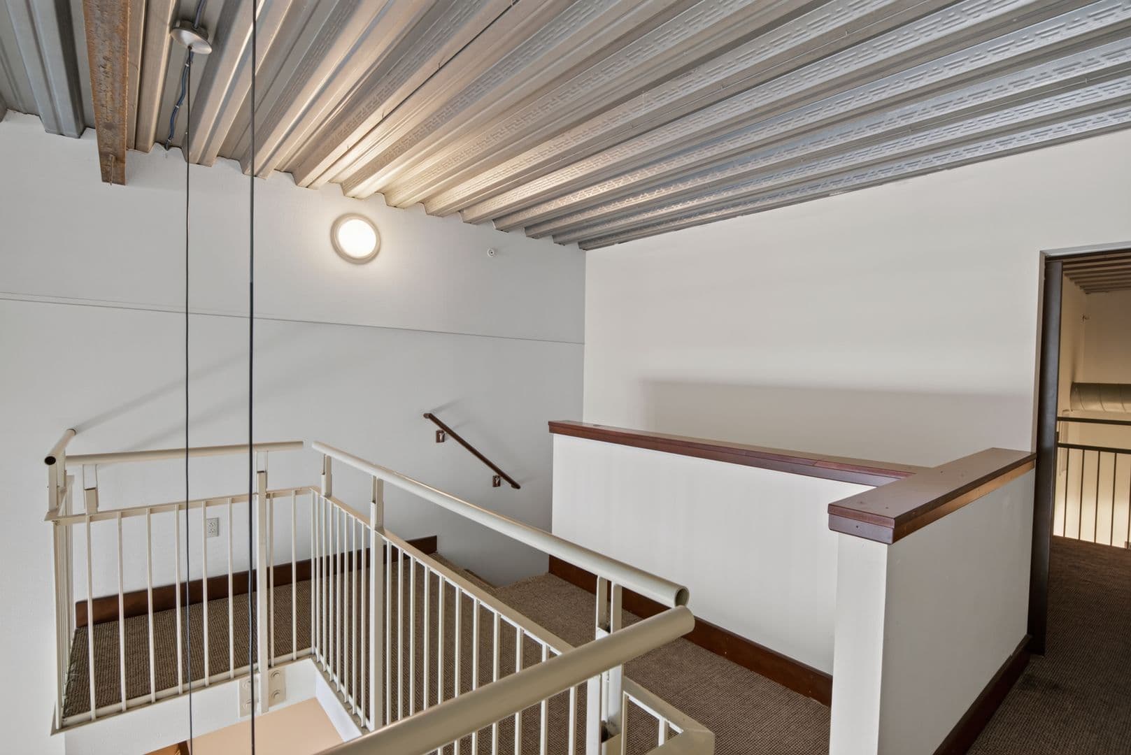 Ames Apartment: 2519 Chamberlain St.