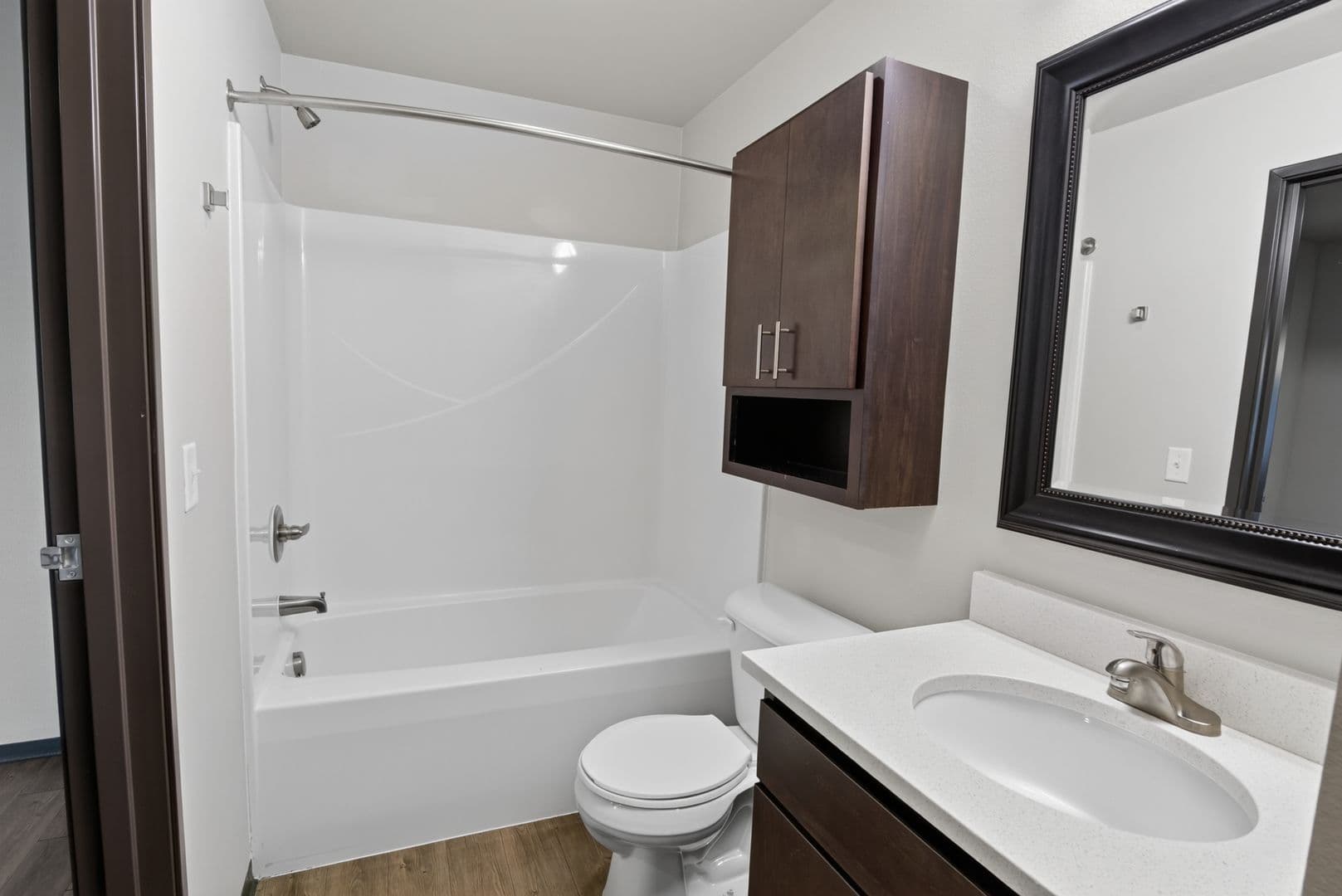 Ames Apartment: 122 Hayward Avenue