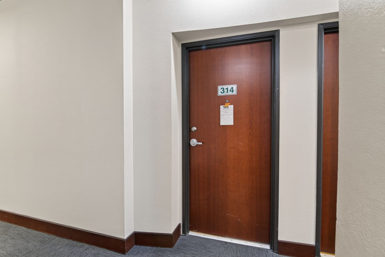 Ames Apartment: 2519 Chamberlain St.