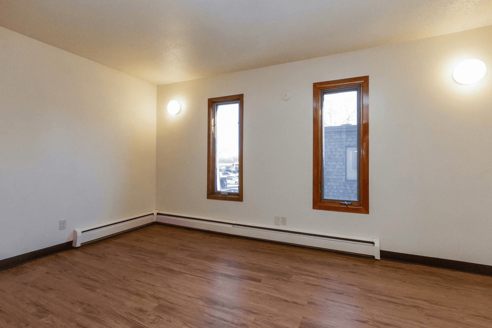 Ames Apartment: 3502-3528 Lincoln Way