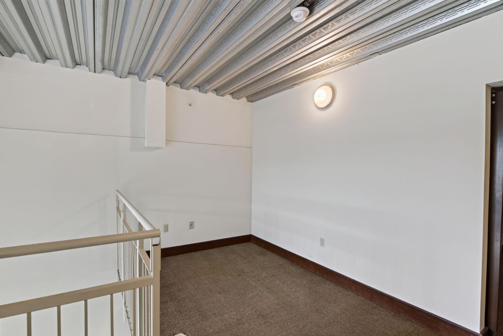 Ames Apartment: 2519 Chamberlain St.