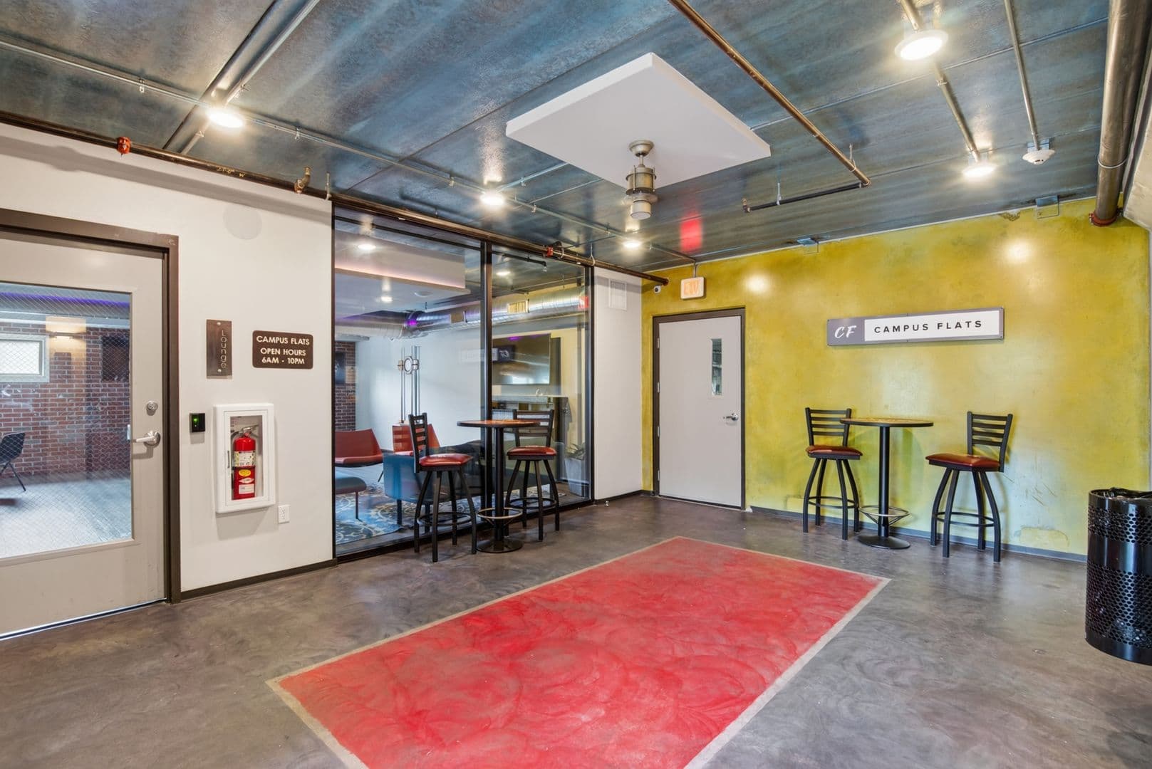 Ames Apartment: 122 Hayward Avenue