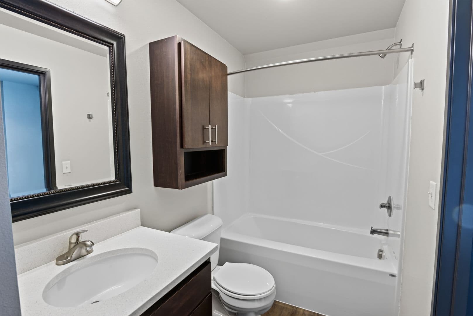 Ames Apartment: 122 Hayward Avenue