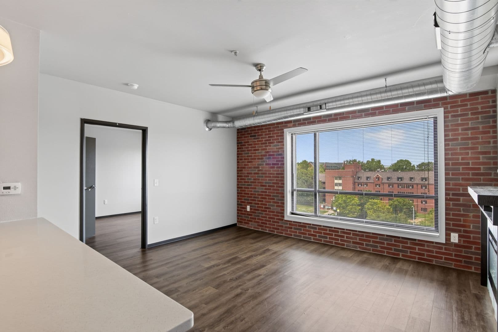 Ames Apartment: 122 Hayward Avenue