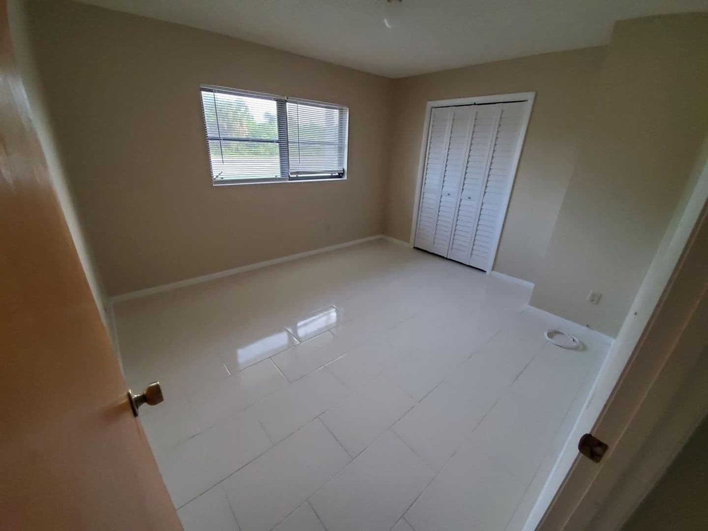 Port St Lucie House: 639 NW Prima Vista Blvd