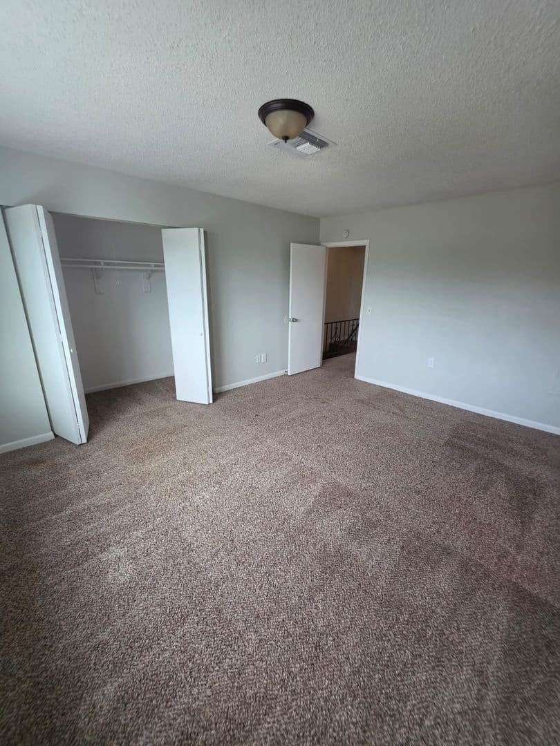 Stuart House: 2976 SE Bonita Street
