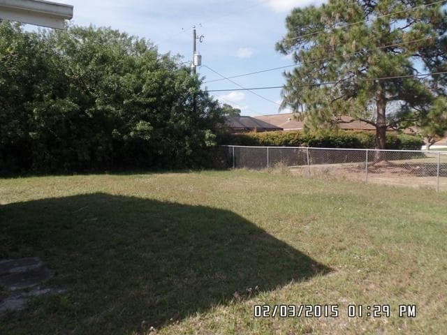 Port St Lucie House: 639 NW Prima Vista Blvd