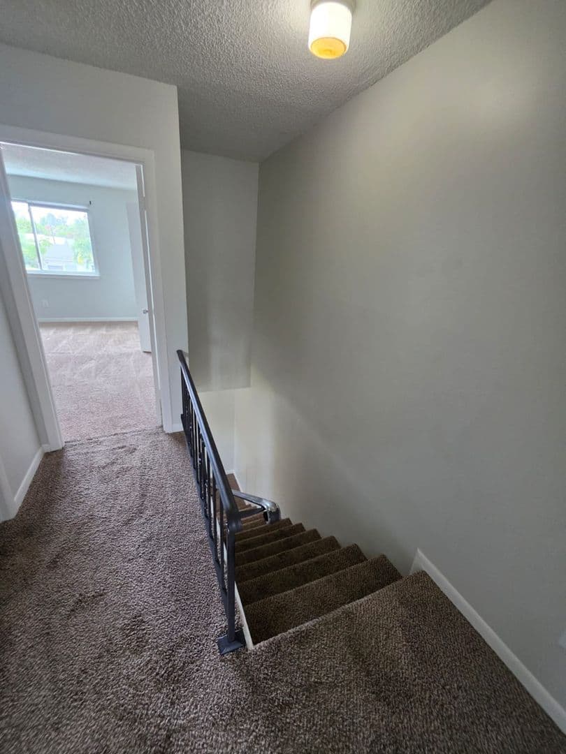 Stuart House: 2976 SE Bonita Street