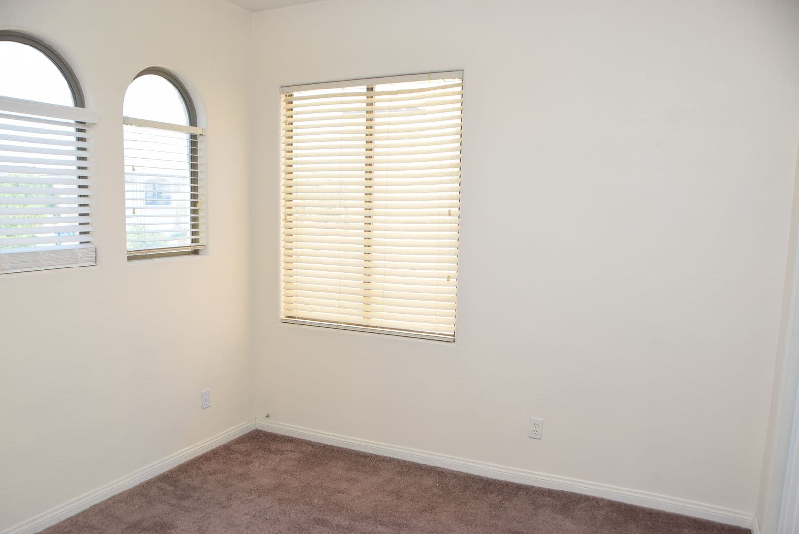 LAS VEGAS House: 7140 N CAMPBELL ROAD
