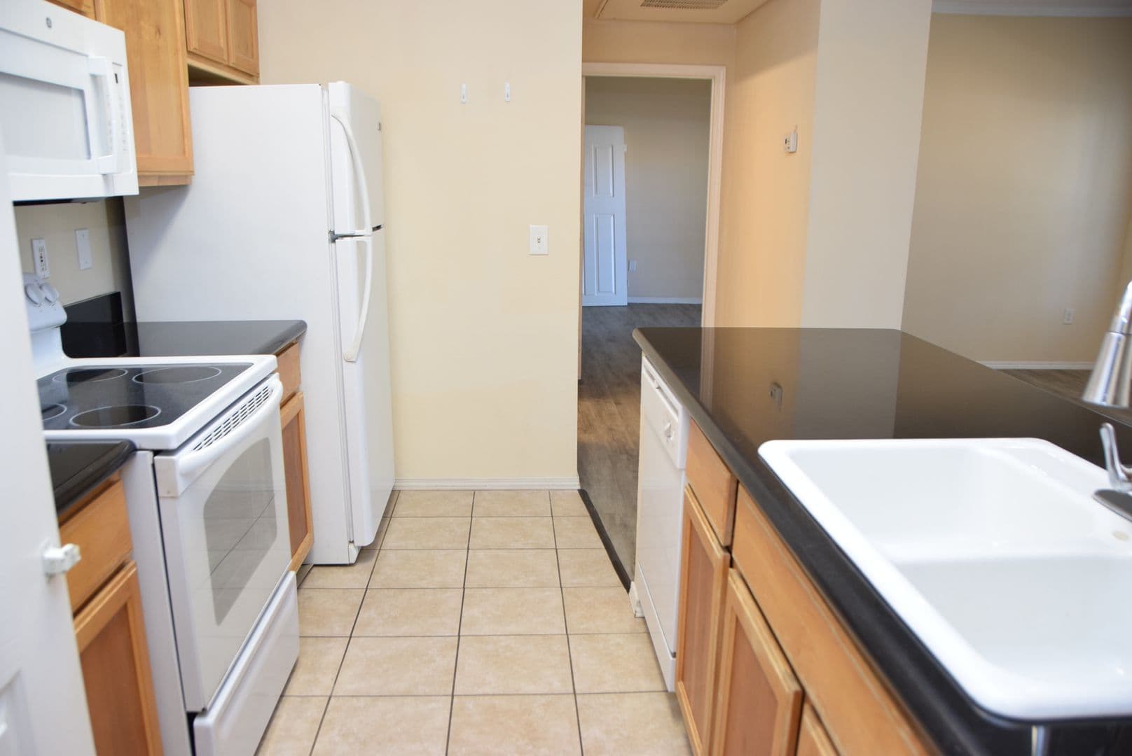 HENDERSON Condo: 2900 SUNRIDGE HEIGHTS PKWY #214