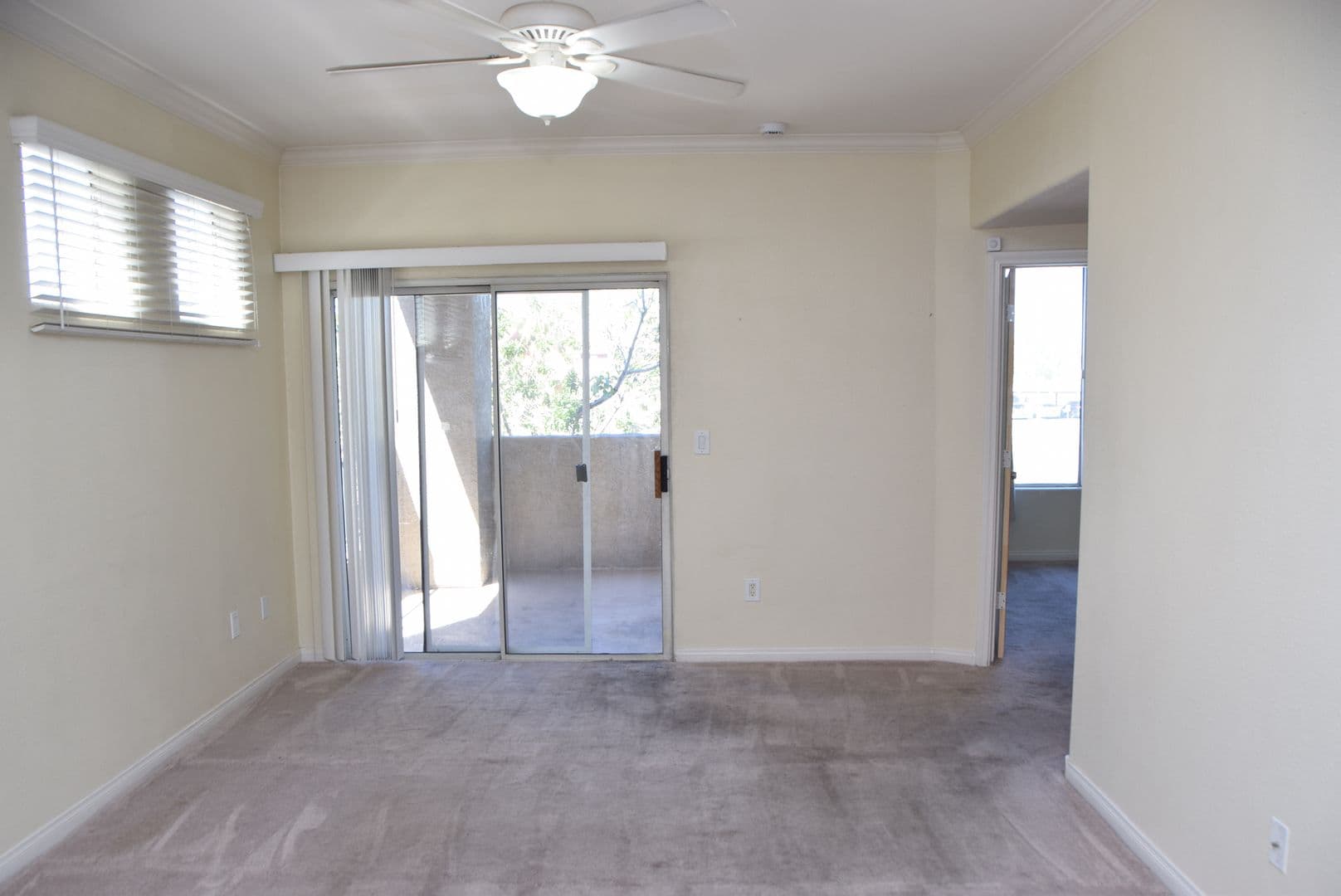 LAS VEGAS Condo: 4400 S. JONES BLVD. #2087