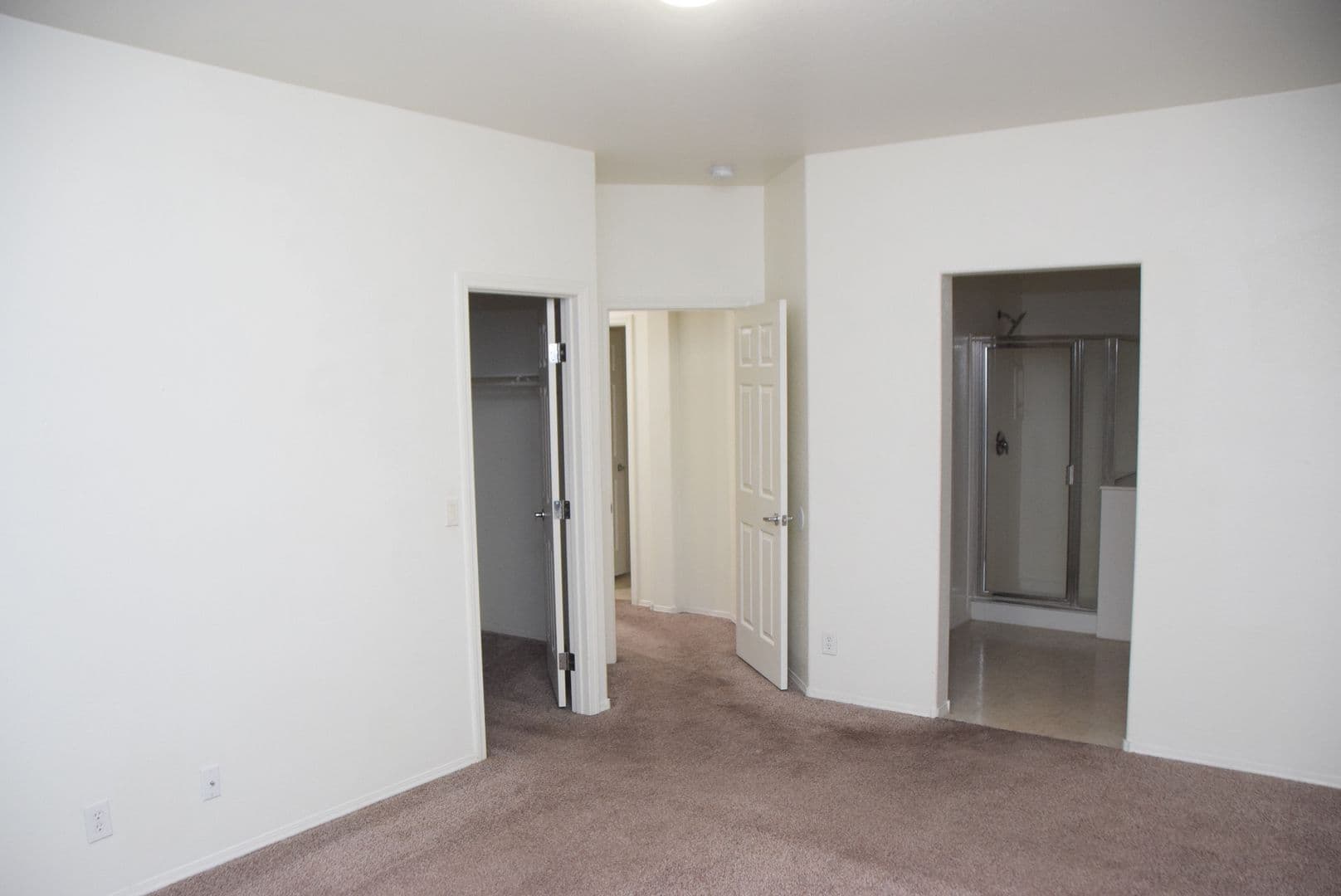LAS VEGAS House: 6235 SHAMROCK LAKE AVENUE