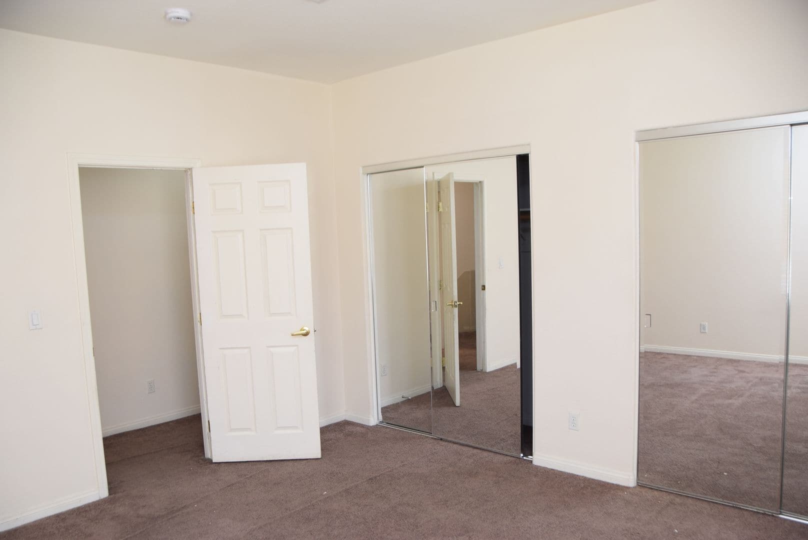 LAS VEGAS House: 7140 N CAMPBELL ROAD