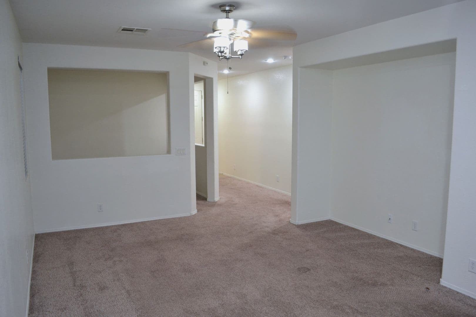 LAS VEGAS House: 6235 SHAMROCK LAKE AVENUE