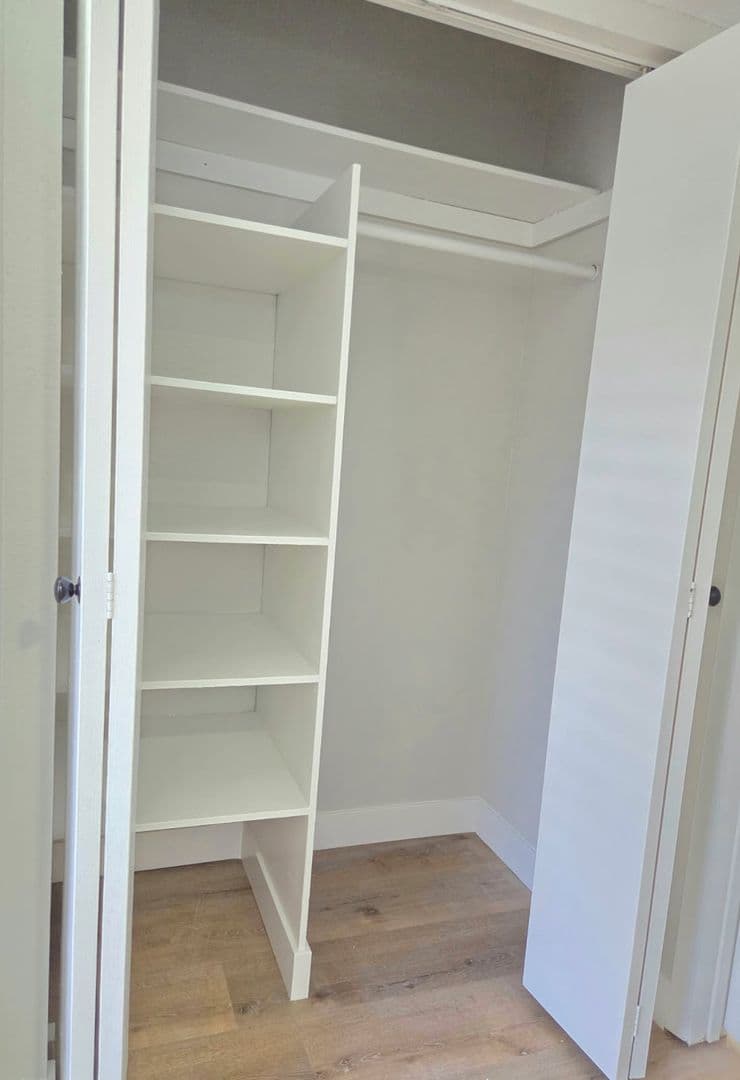 LAS VEGAS Apartment: HENNYPLEX UNITS
