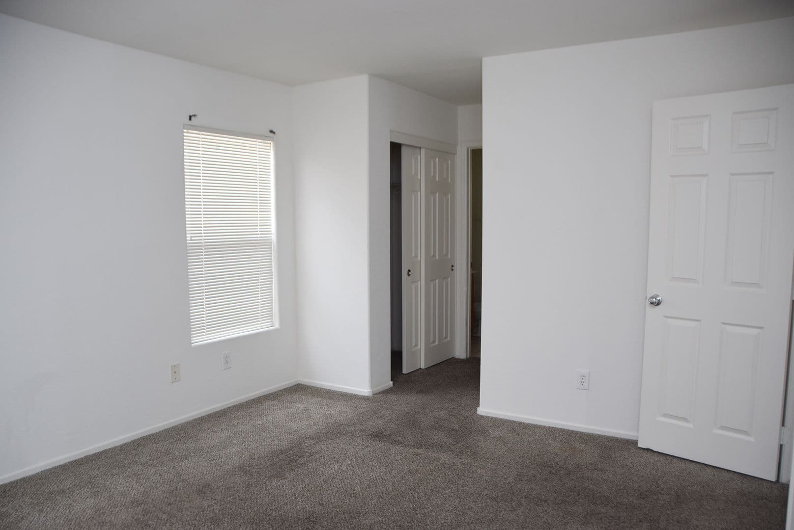 LAS VEGAS House: 531 CABIS BAY STREET