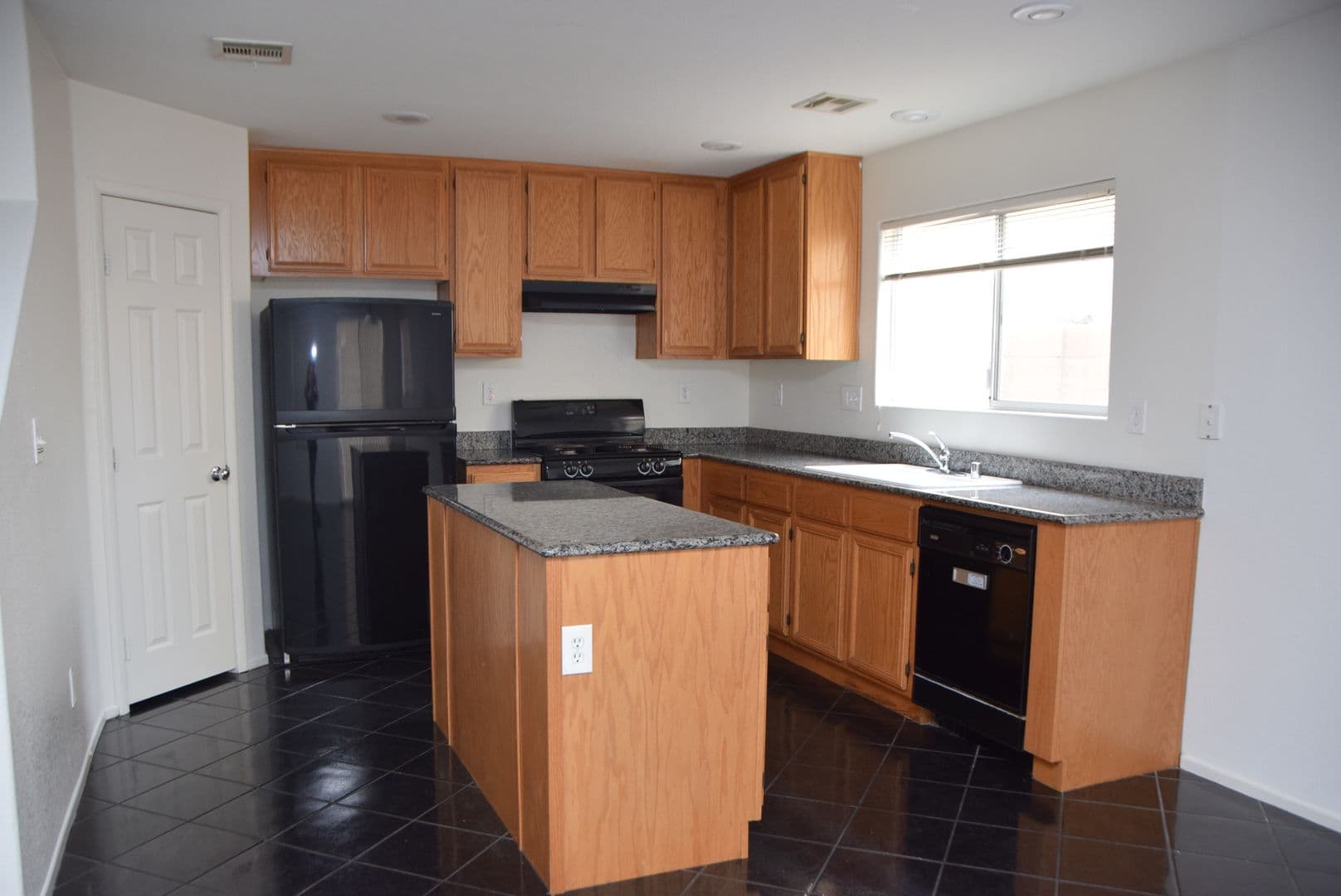 LAS VEGAS House: 531 CABIS BAY STREET